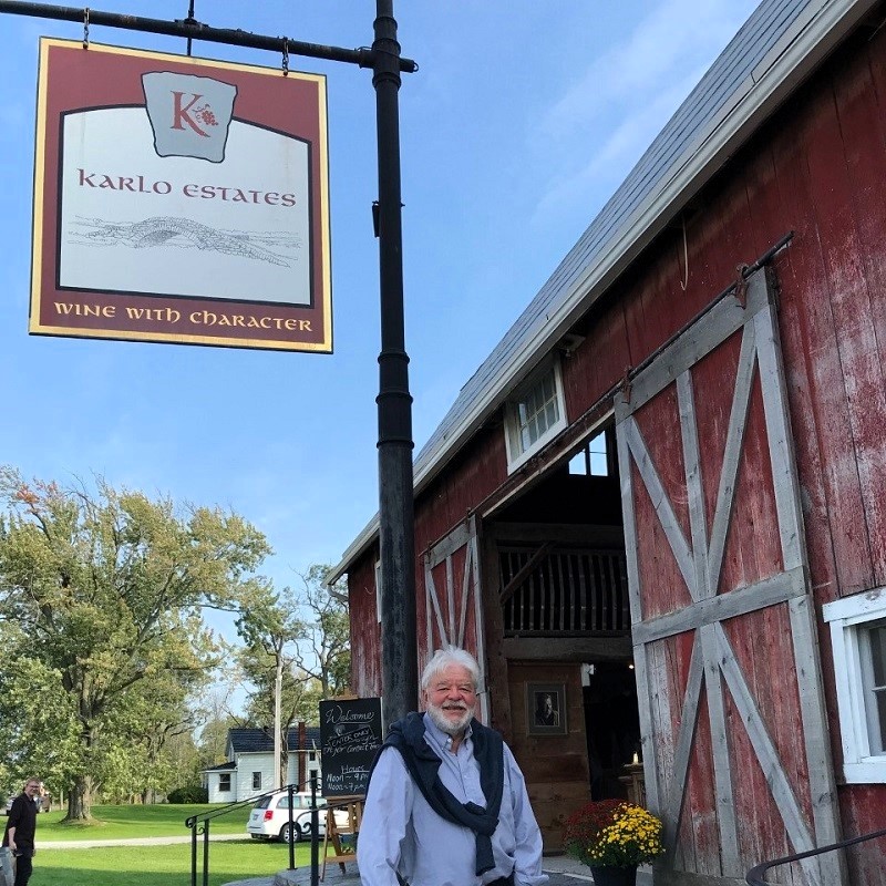 Andre Giroux , vindici ,auteur ,blogueur ,bloggtrotterr ,oenotourisme ,œnotourisme ,wine tourism , enoturismo ,gastronomie ,enogastronomia ,restaurants ,tourisme du vin ,planète vin ,blogue vin ,visite de vignobles ,route des vins ,dégustation ,photo-tourisme ,photo amateur ,photographie ,Brigitte Cloutier ,